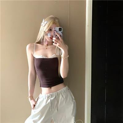 女收藏家封面